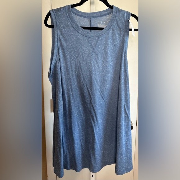 💙 LIVI Dusty Blue Textured Tank – Size 18/20 NWT - Picture 1 of 4